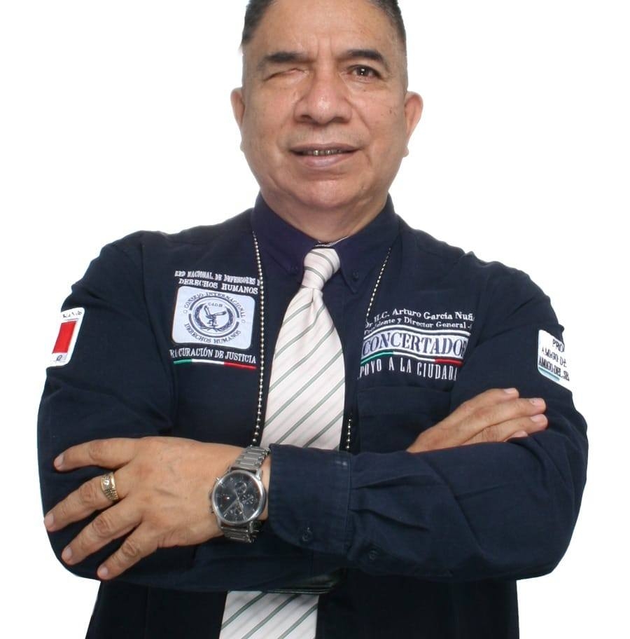 Dr. Arturo García Núñez