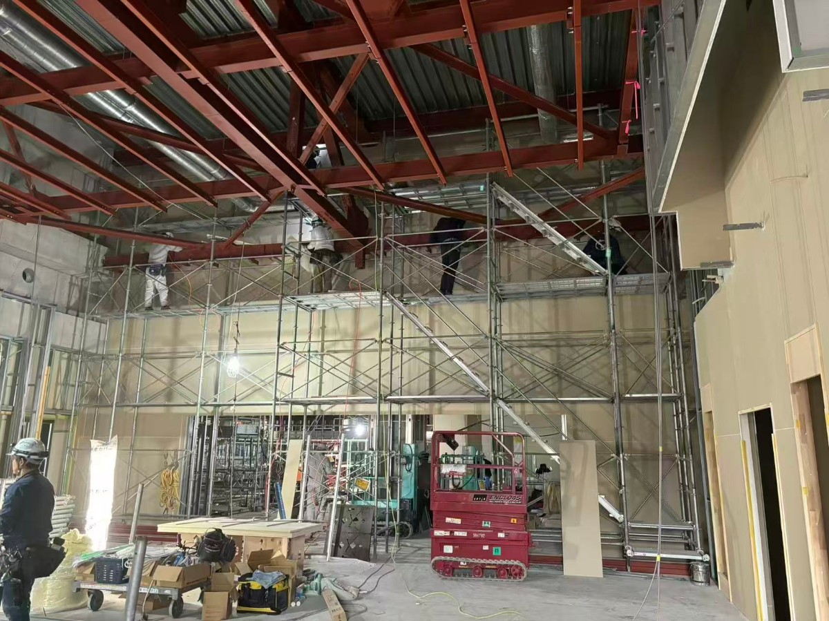 大規模施設 — LGS下地・足場組み施工