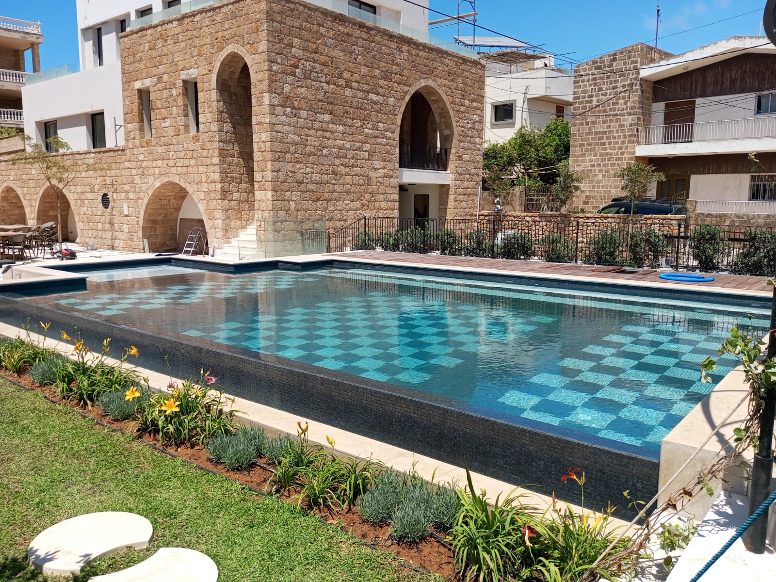 Pool 2