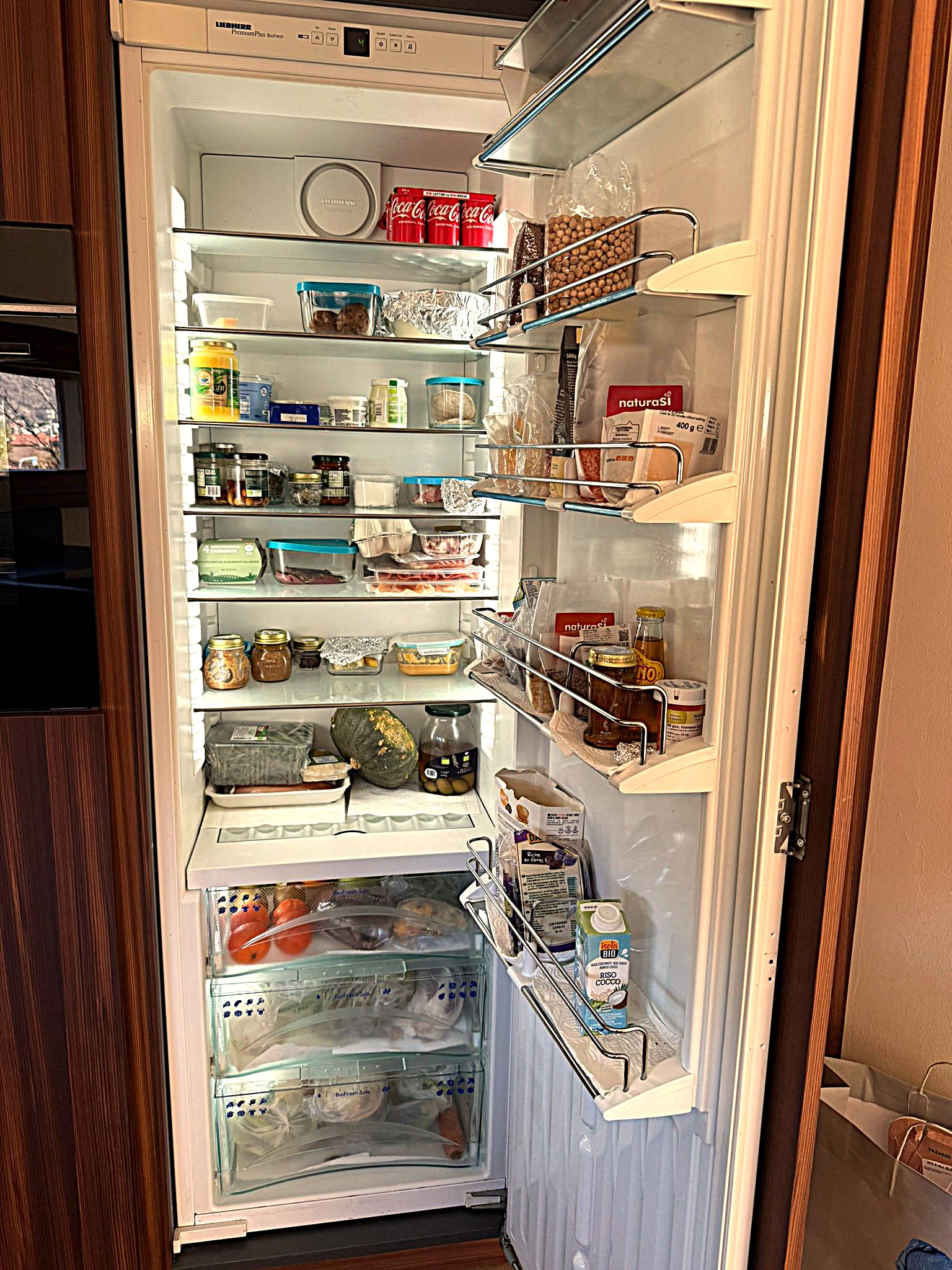 Liebherr PremiumPlus BioFresh Refrigerator