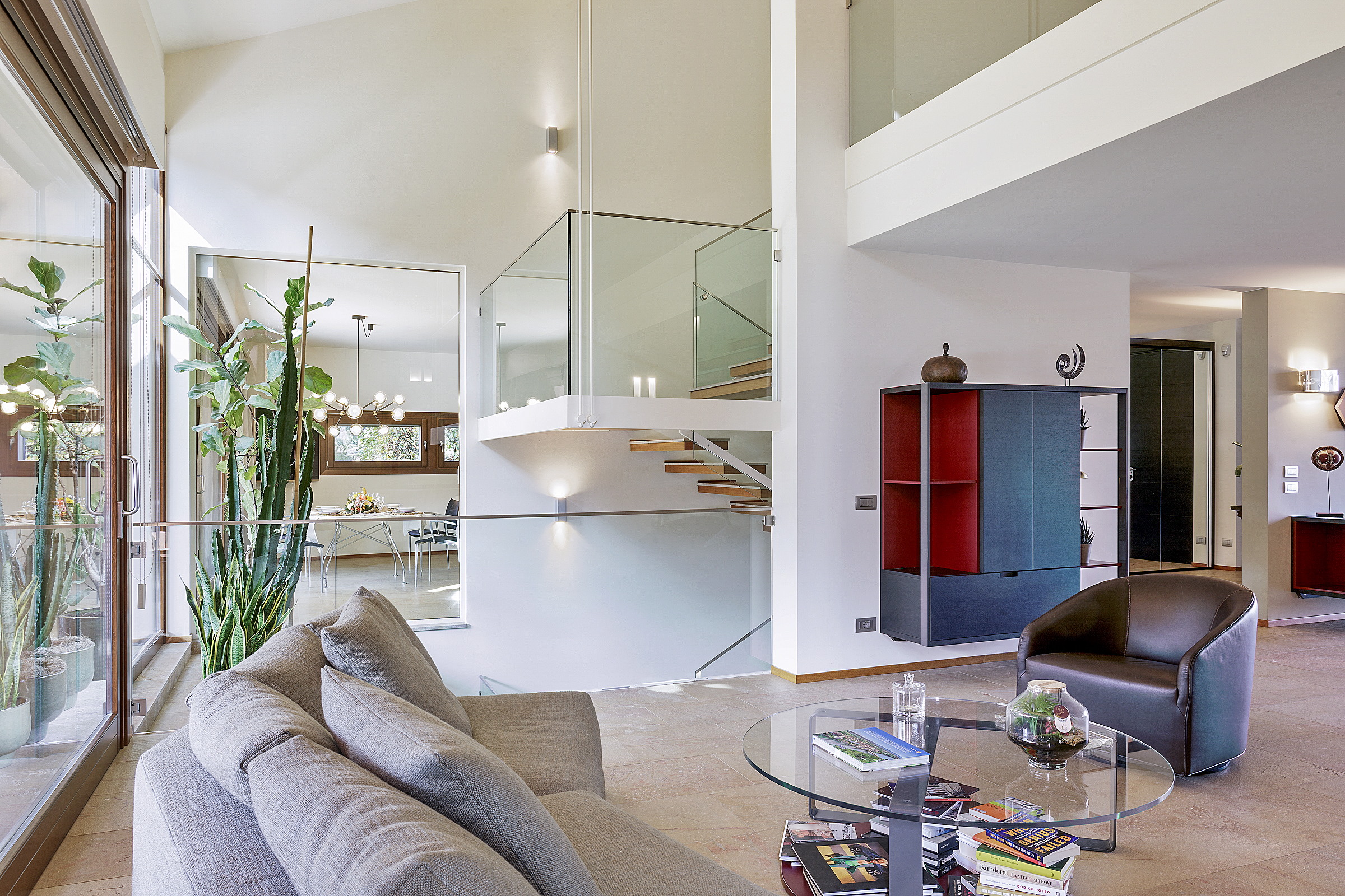 Living room (1st Floor)