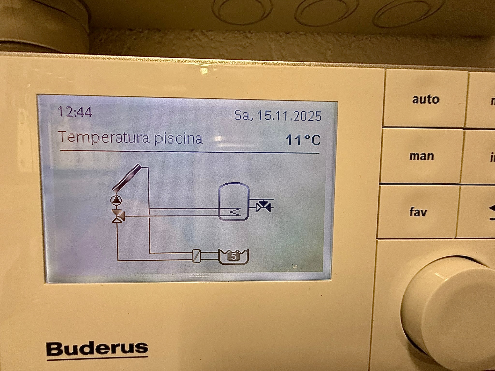 Buderus Pool Heating Control