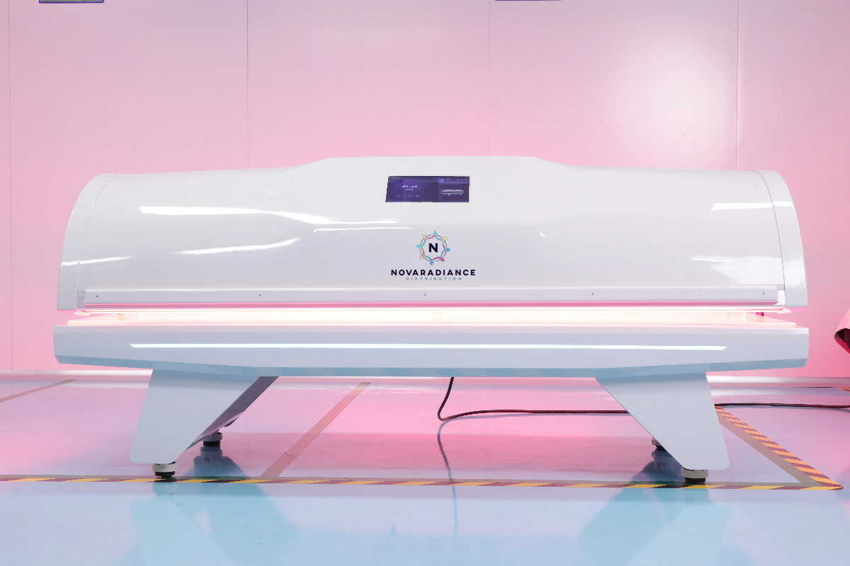 Nova-R1160 Compact Red Light + NIR Therapy Bed view 4