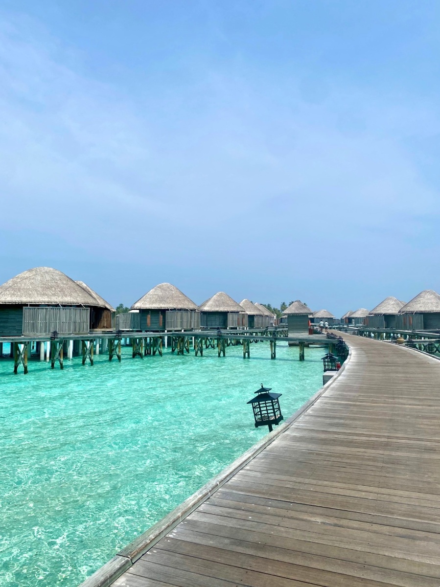 全長900mの長い桟橋。