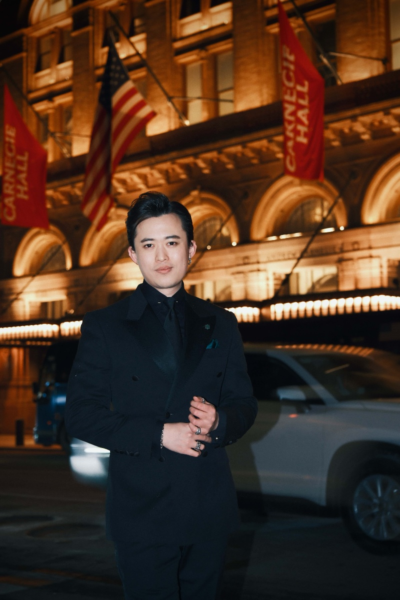 Classical World - Photo 3