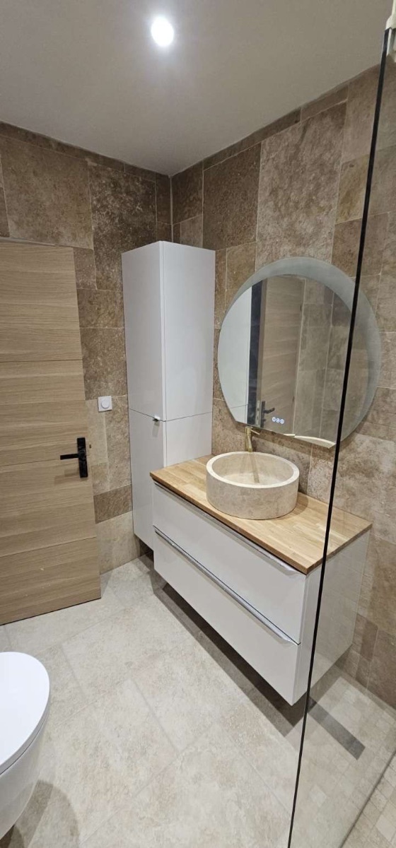 Douche à l'italienne avec faïence