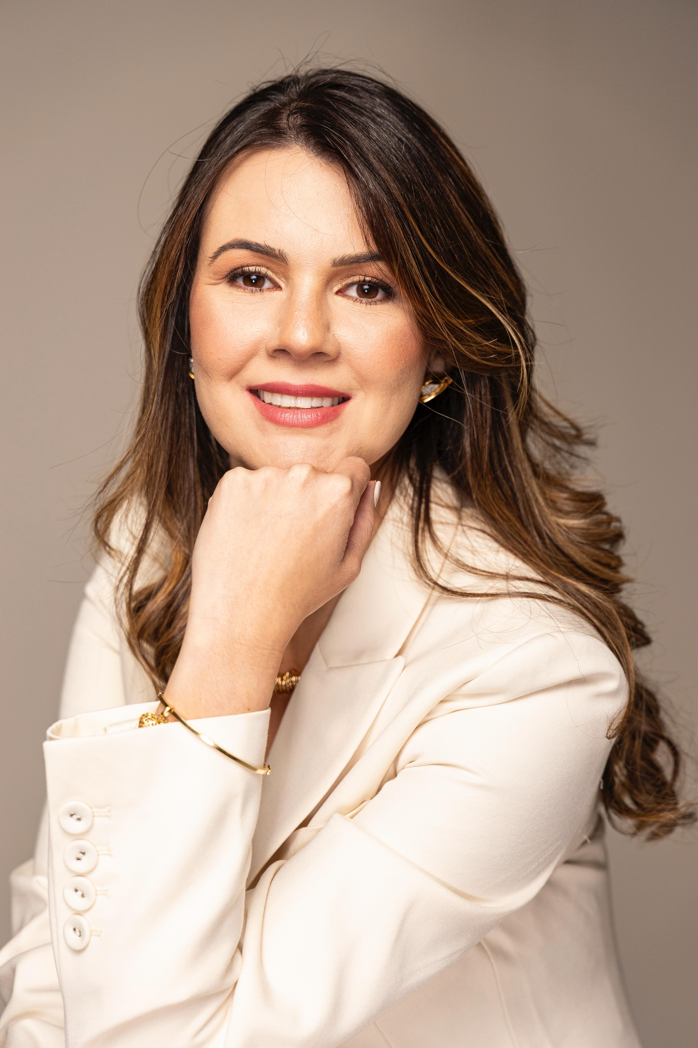 Foto de Dra. Letícia Parente