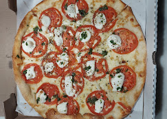 Authentic pizza creation