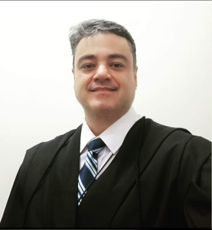 Santos Fiorini Netto - Advogado Criminalista