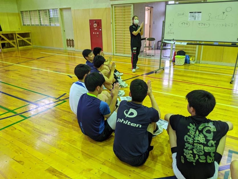 荒木望美コーチ 2