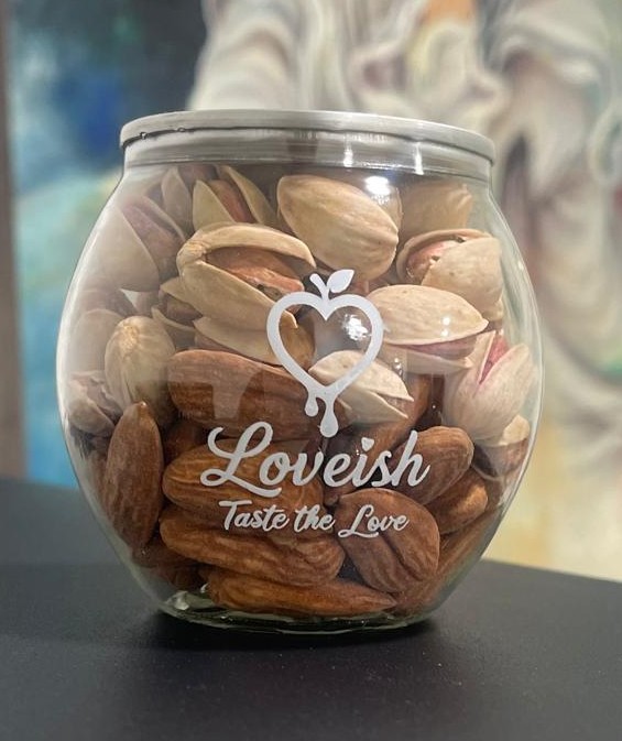 Raw, Saffron and Salted Pistachios