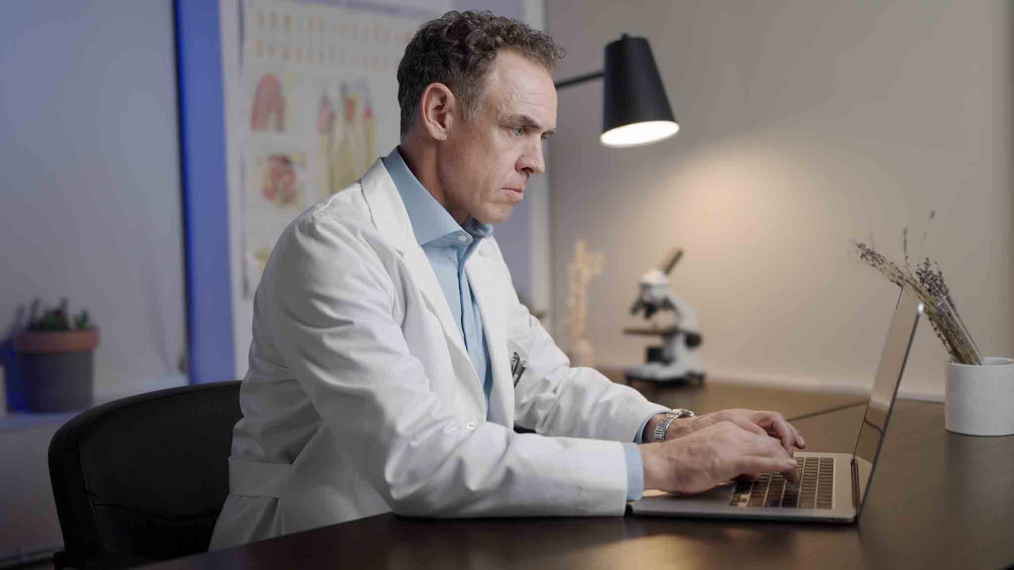 The Psychology of Spokesperson Performance: Why Credibility Beats Charisma