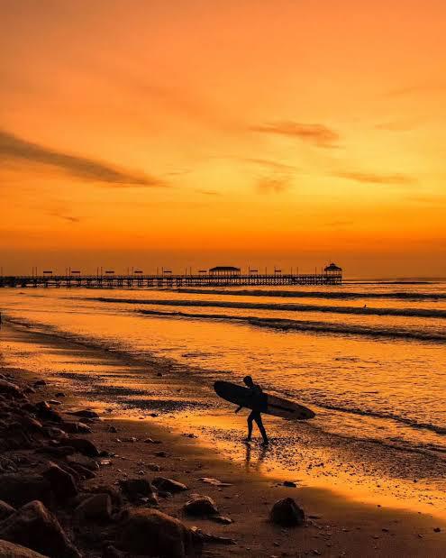 Paisaje de Huanchaco cerca de la playa