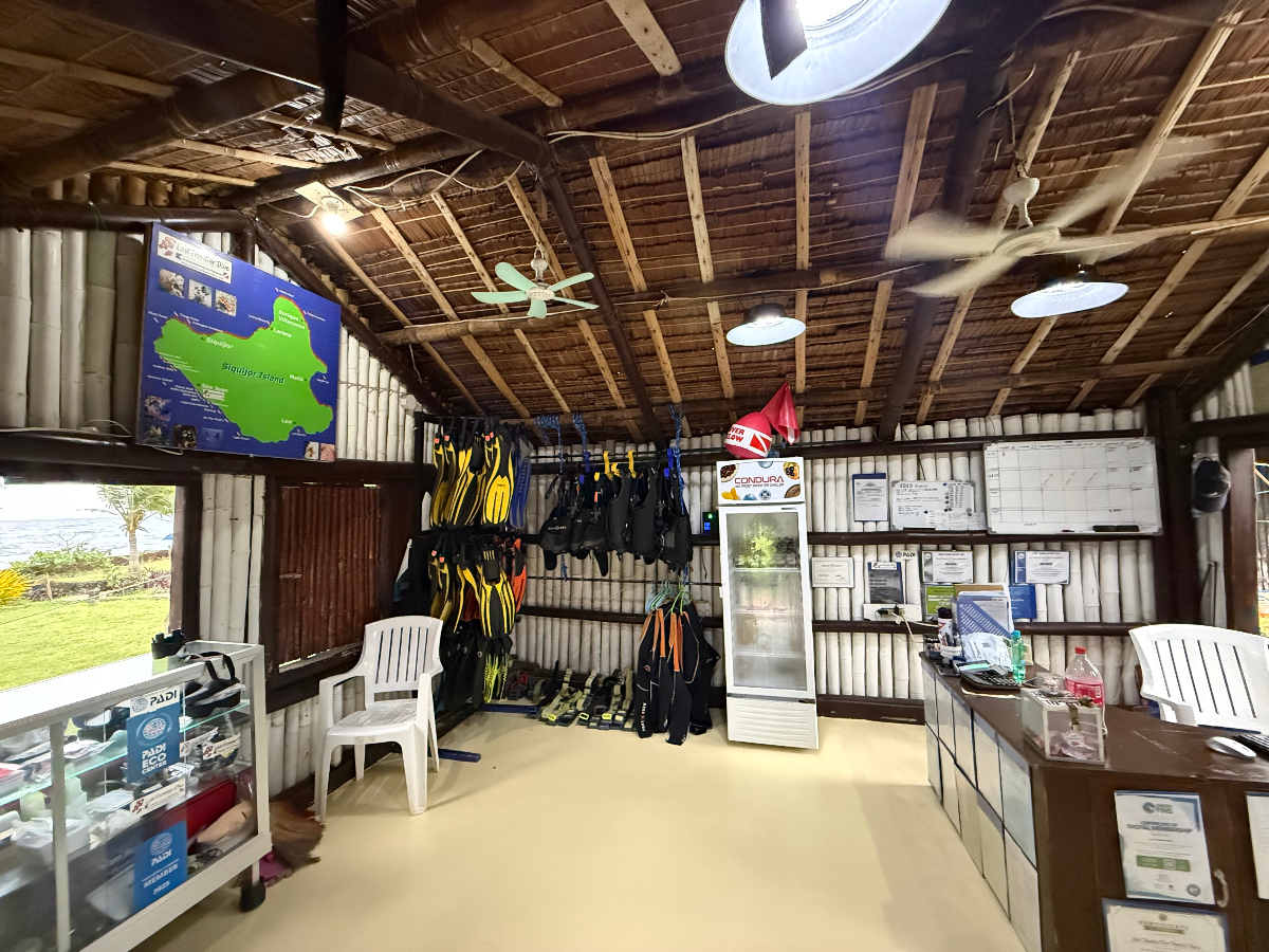 Last Frontier Dive Center