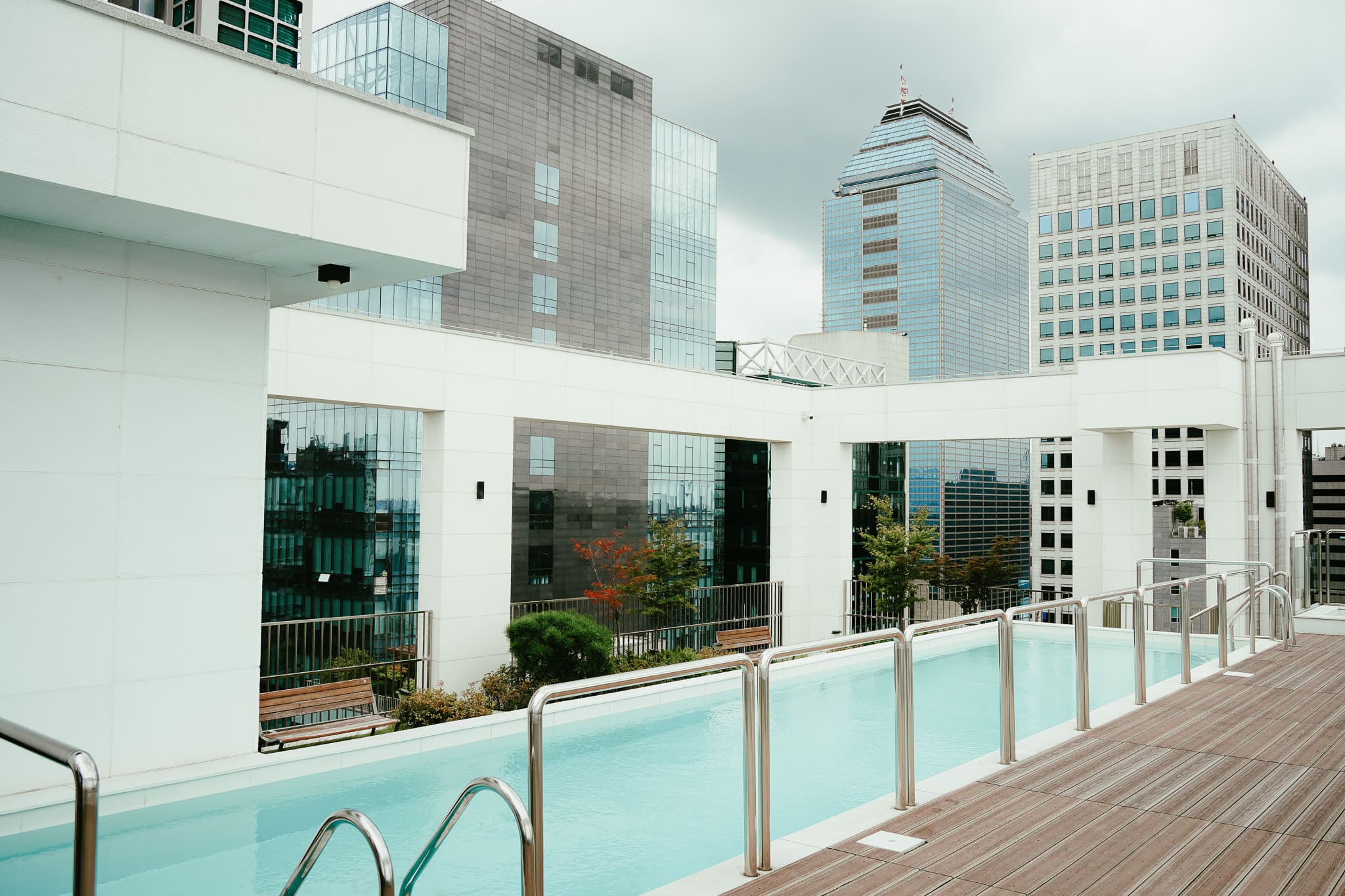 Yeoksam Property Background