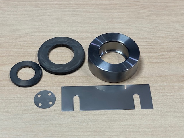 金属加工製品例 - 精密部品