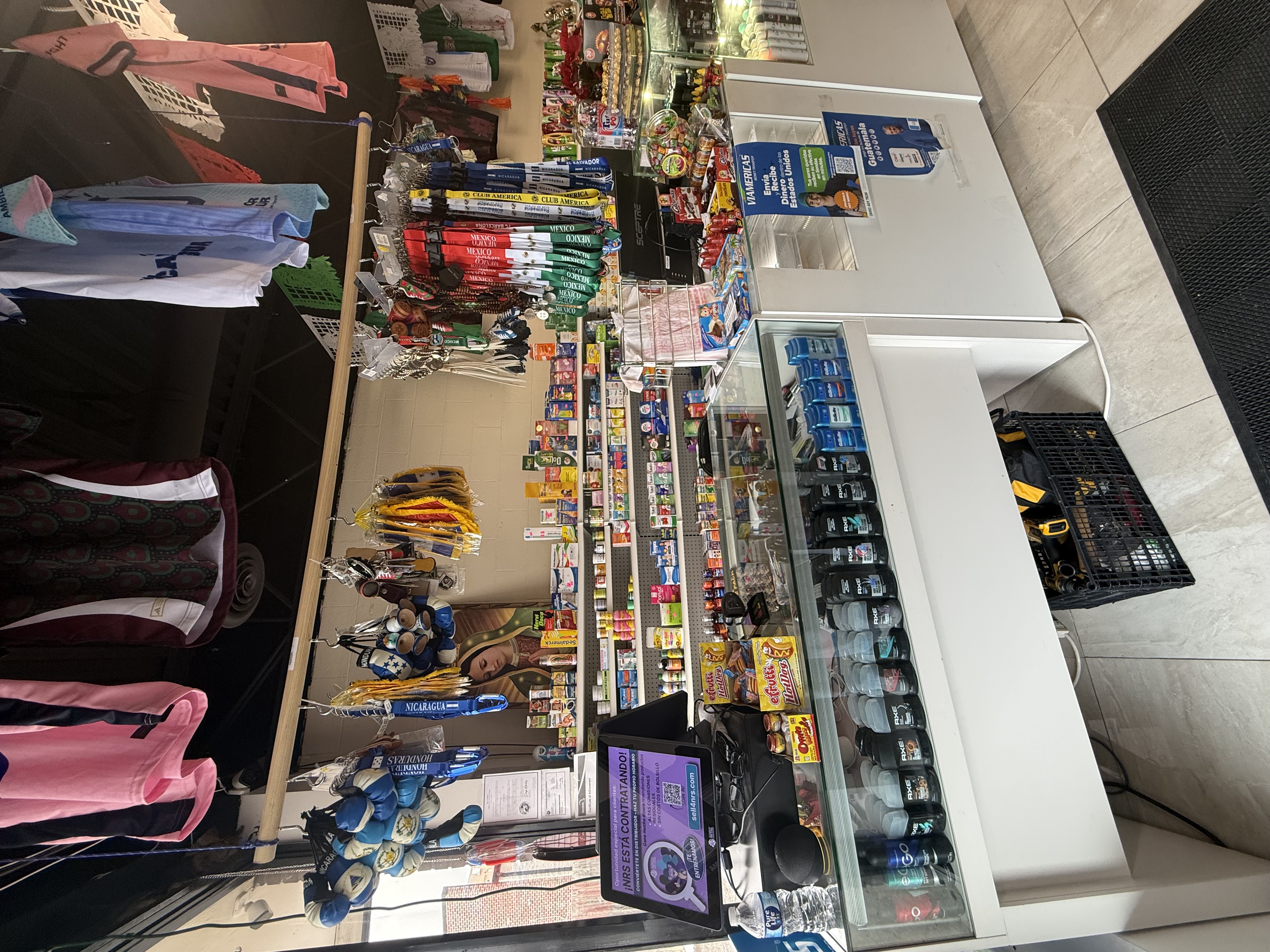 Variedad de productos latinos