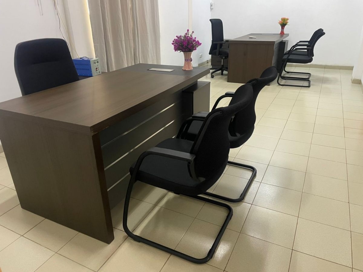 Bureau Double - Photo 1