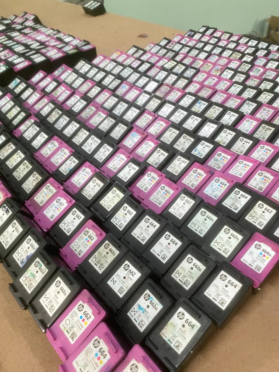 Grande coleção de cartuchos HP vazios