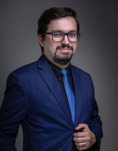 Dr. Heracles Anacleto Veiga