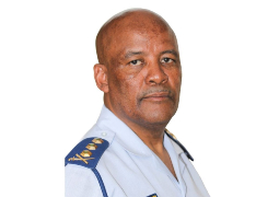 Lt General Mfazi in full SAPS uniform