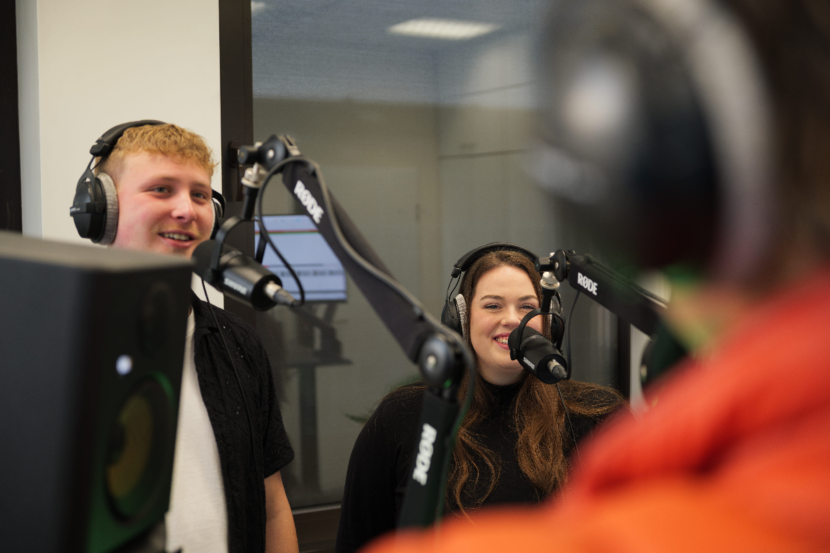 Zukunft hören 2.0 - Medienprojekt Zukunft hören 2.0 - Inklusive Audiowerkstatt Lemgo