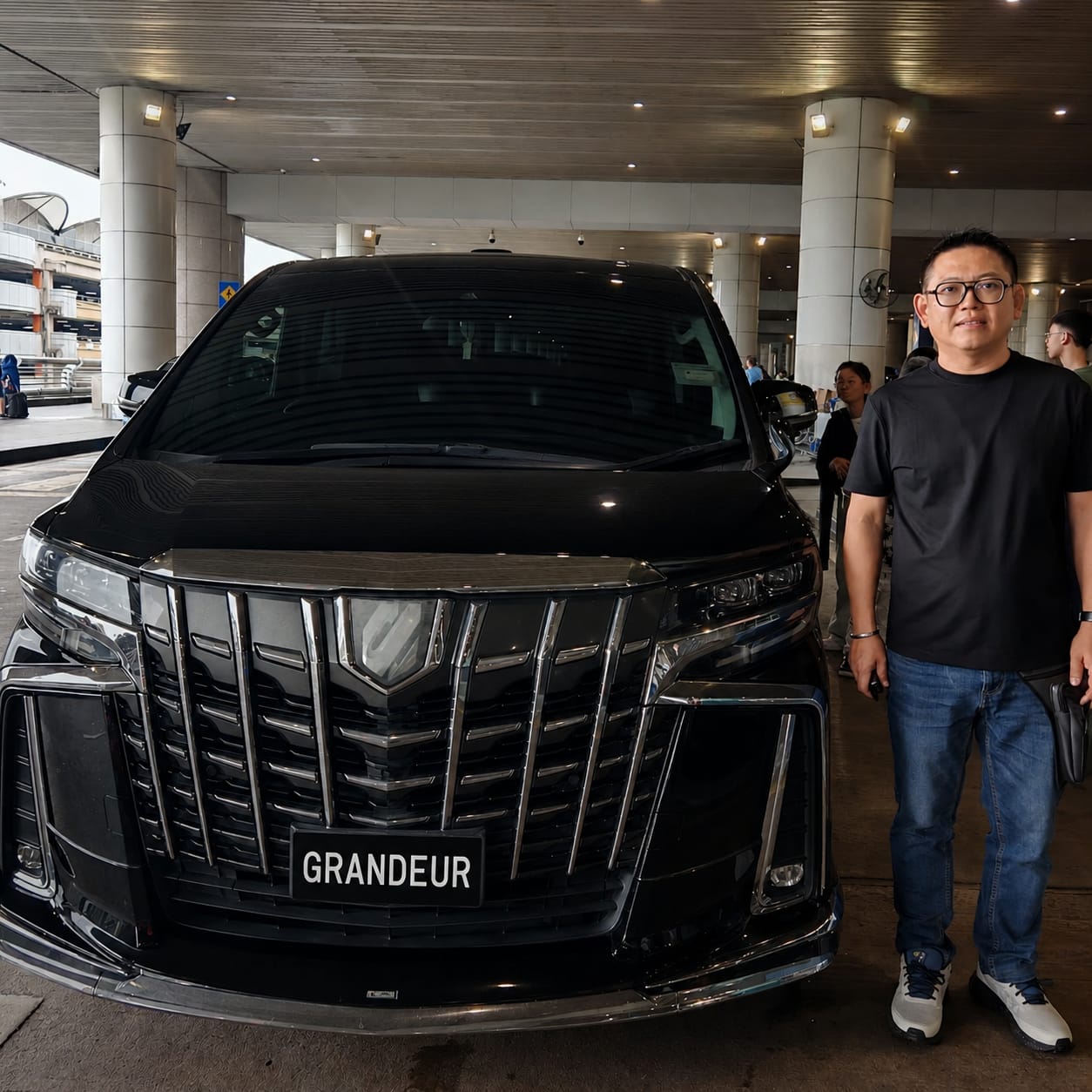 Encik Rashdan - VIP Corporate Transfer