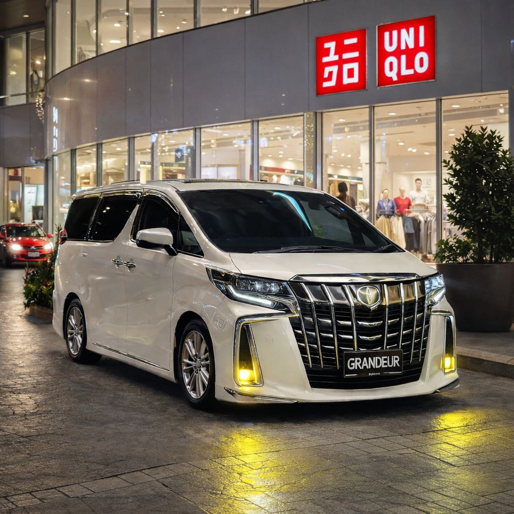 Toyota Alphard ruang dalaman luas