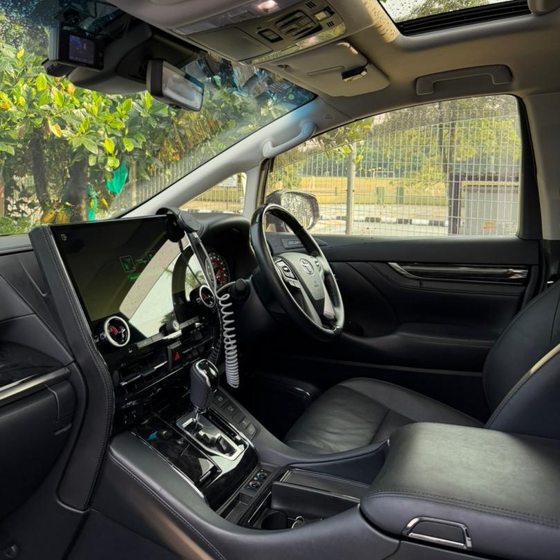 Toyota Alphard eksterior premium