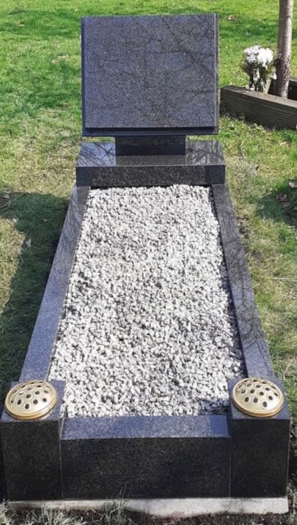 Gold Letter Inscription Detail