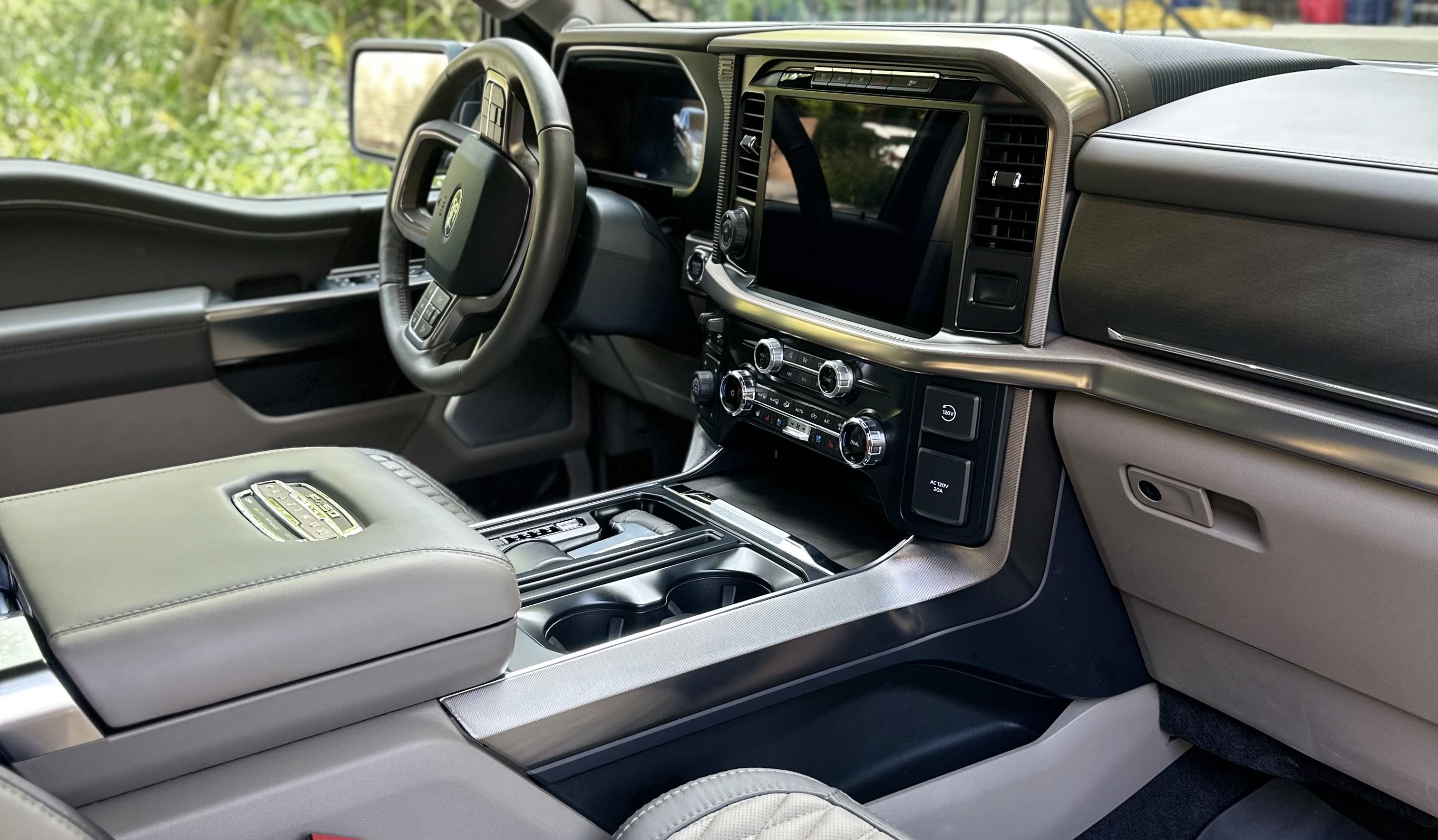 After interior restoration - stunning results from New Shine professional detailing