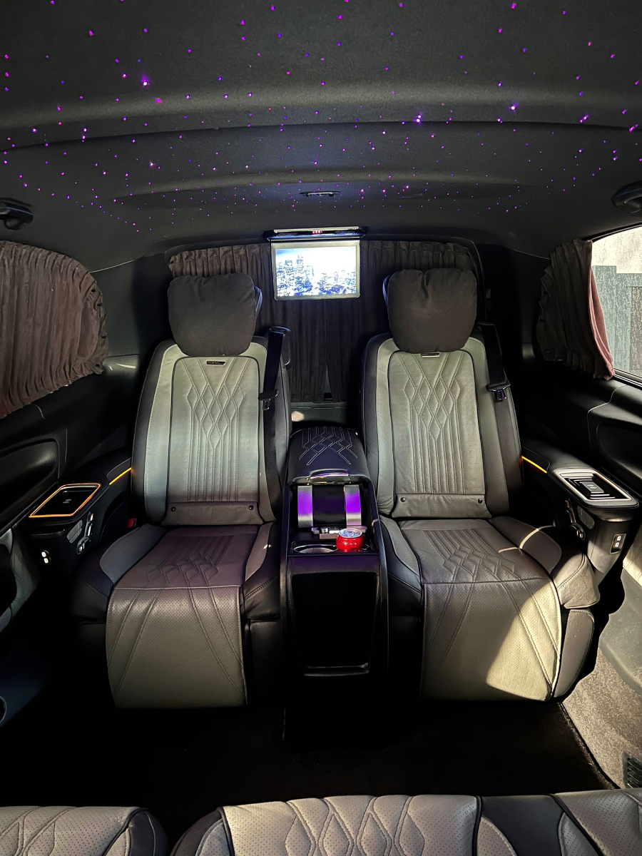 Mercedes Jet Class interior starlight ceiling