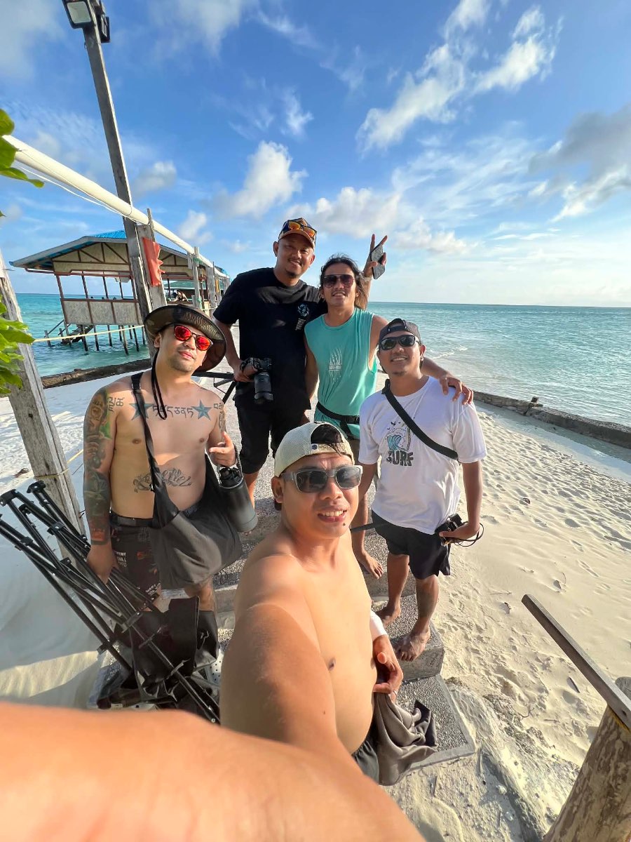 Tour group at Balabac beach