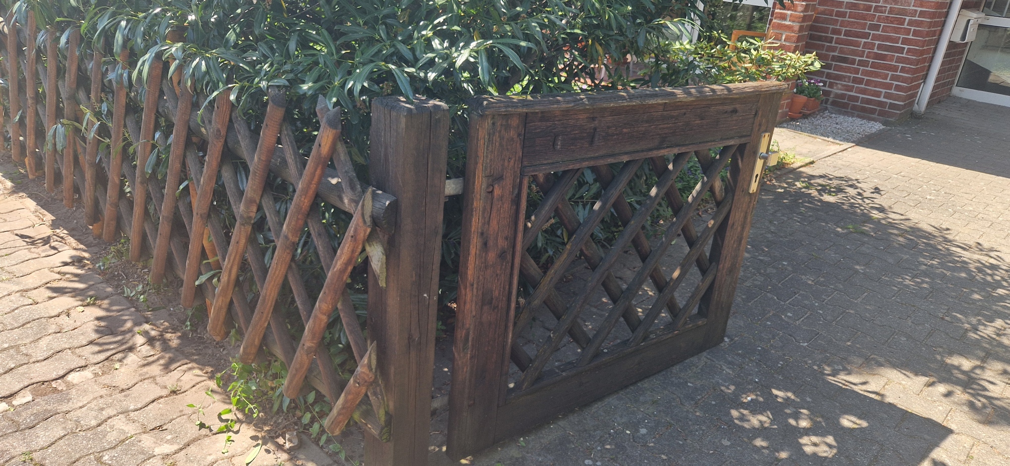 Zaunaufstellung - Bild 2