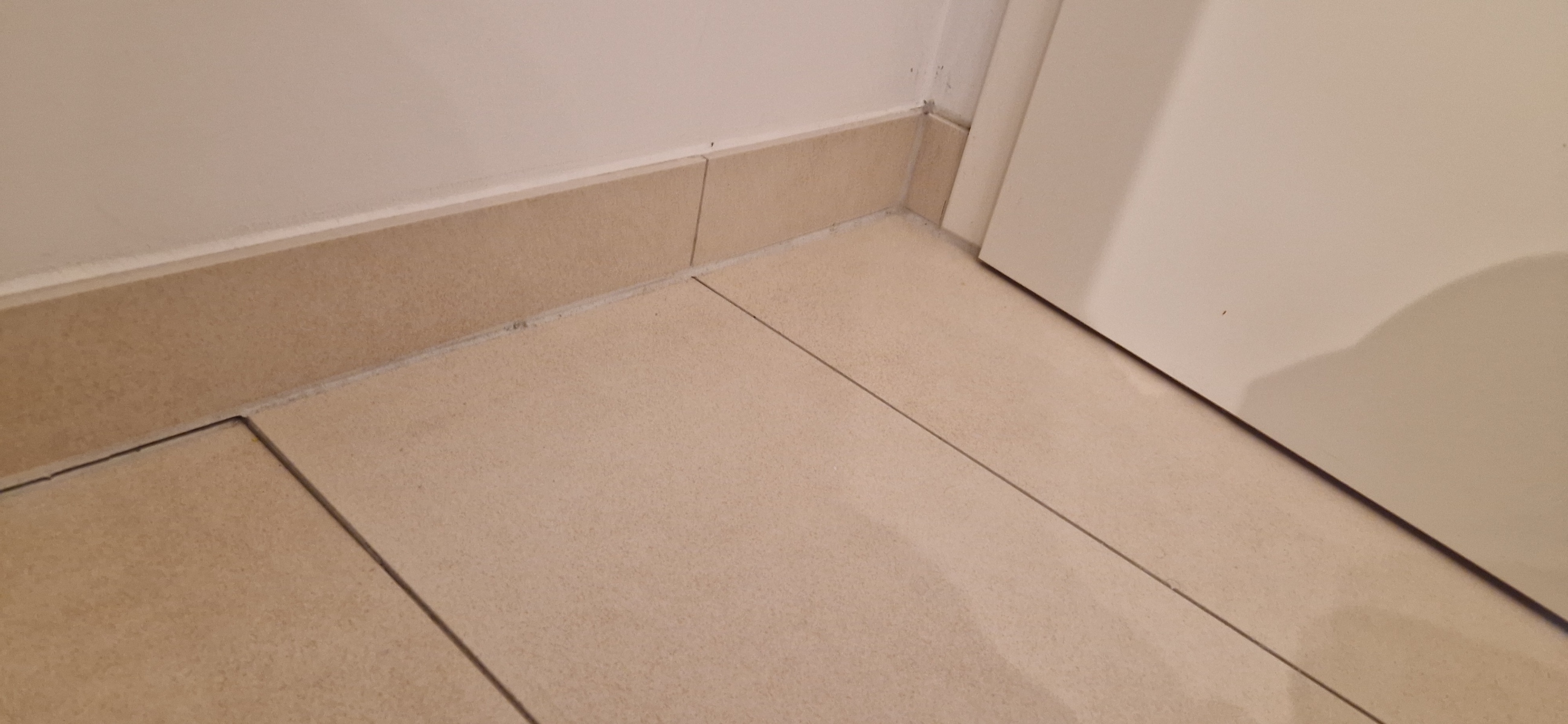 Fliesenarbeiten - Bild 1