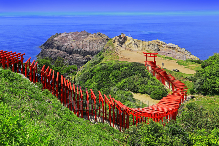 角島大橋と角島灯台