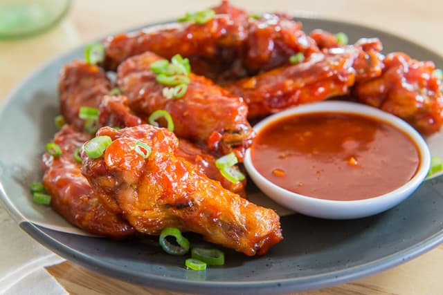 Sauced Chicken Wing (Spicy or Mild)