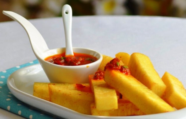 Fried Yam & Sauce