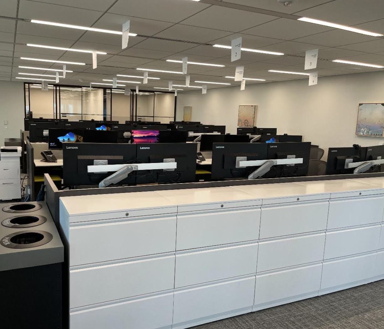 Completed floor with all workstations operational Completed floor with all workstations operational