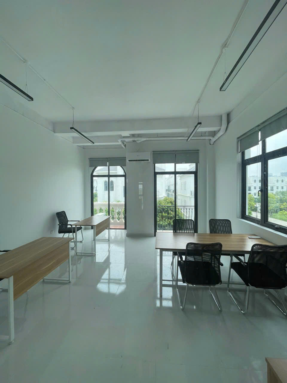 Lotus Office Interior 2