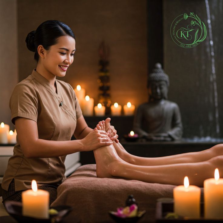 Deep Tissue Massage in Bgc: Professional In-Room Service