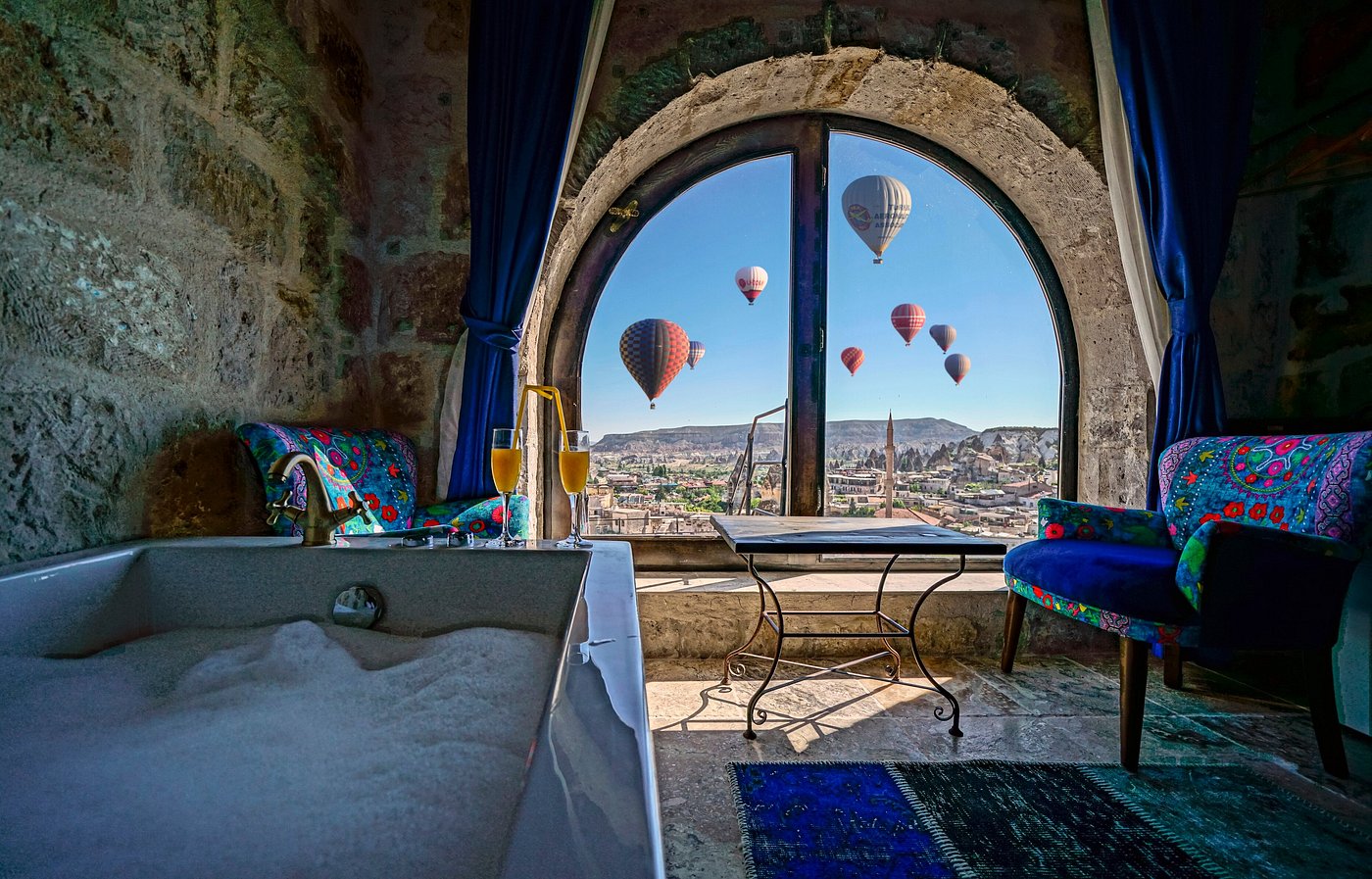 Panoramic breakfast terrace