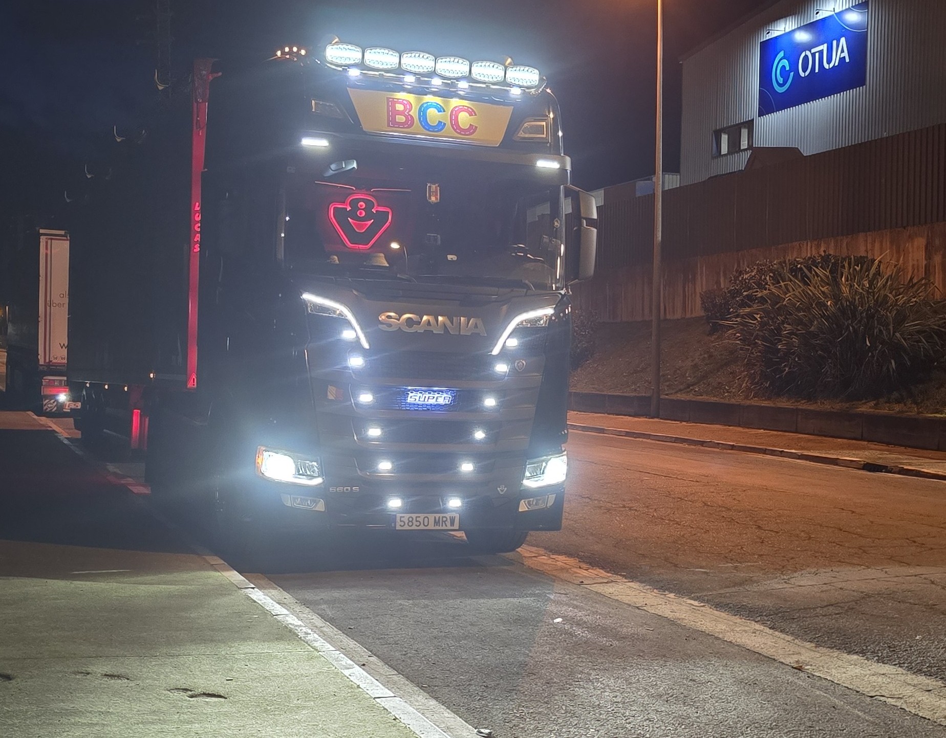 Camión Transportes Manjuli SLU