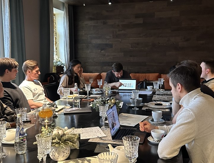 Бизнес-завтраки по ИИ