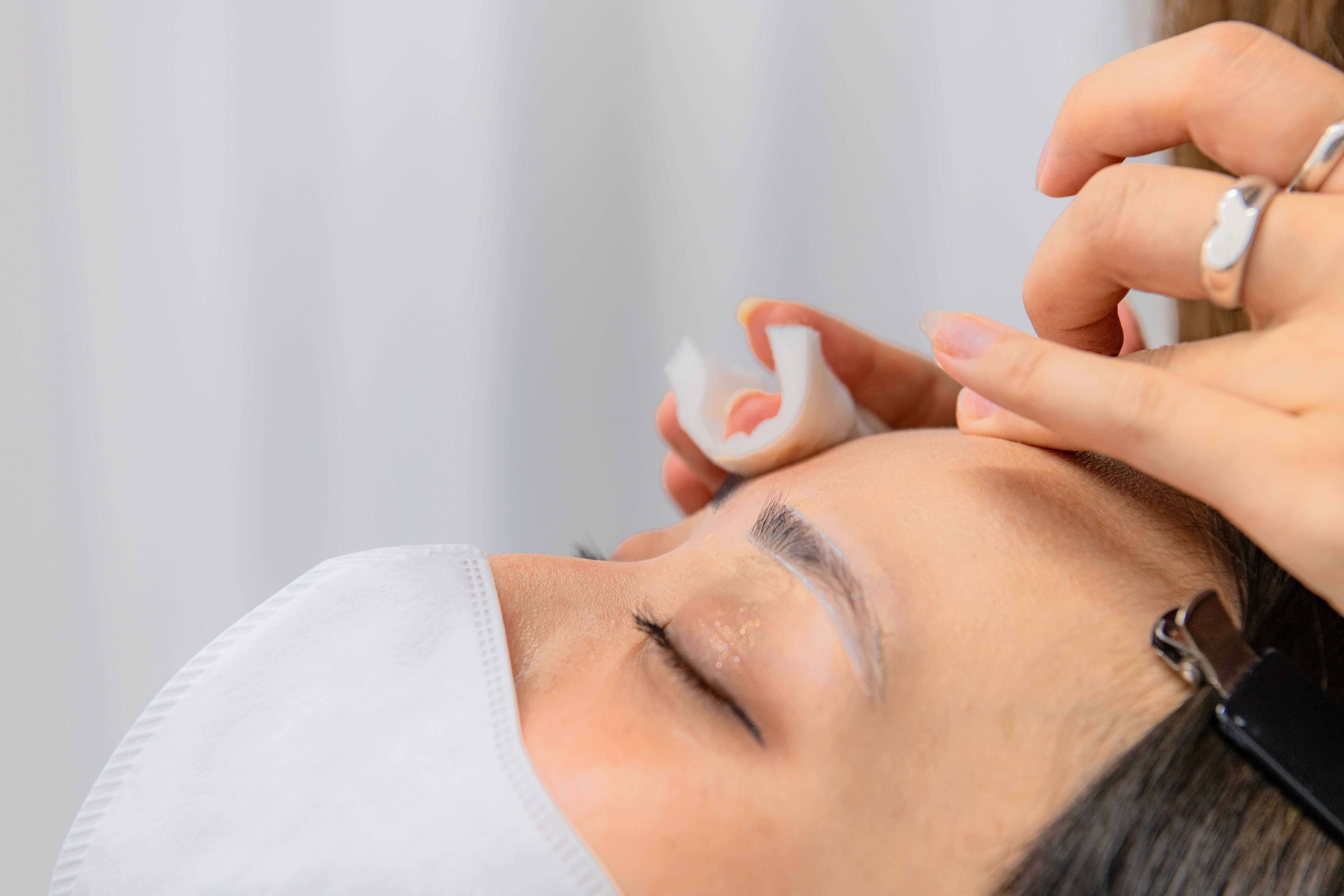 【学生割引U24】美眉スタイリング[眉毛Wax/眉毛]