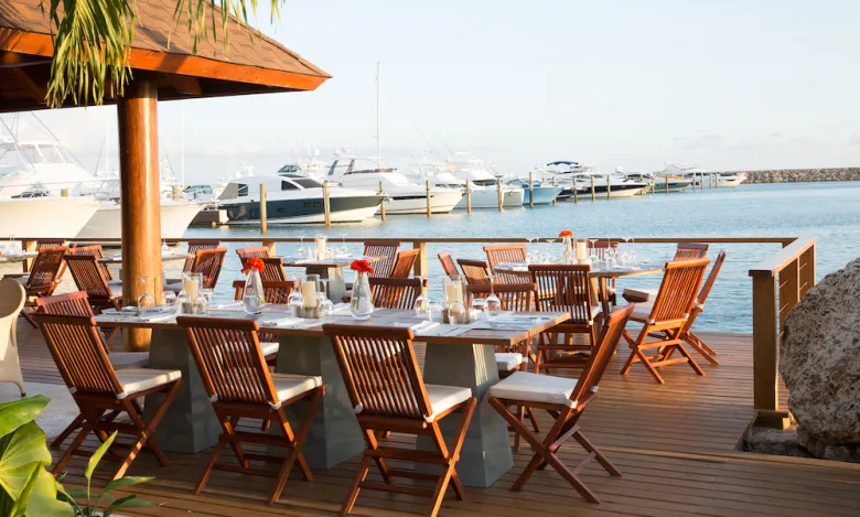 Premium Dining Experience