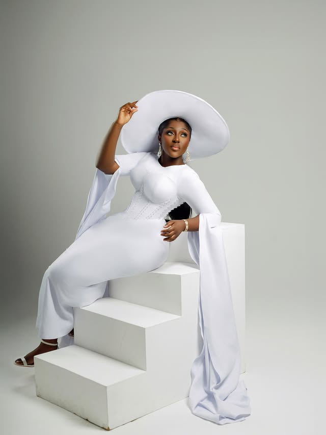 Eunice Oheneba Asiedu Goes Viral on TikTok at the EMY Awards