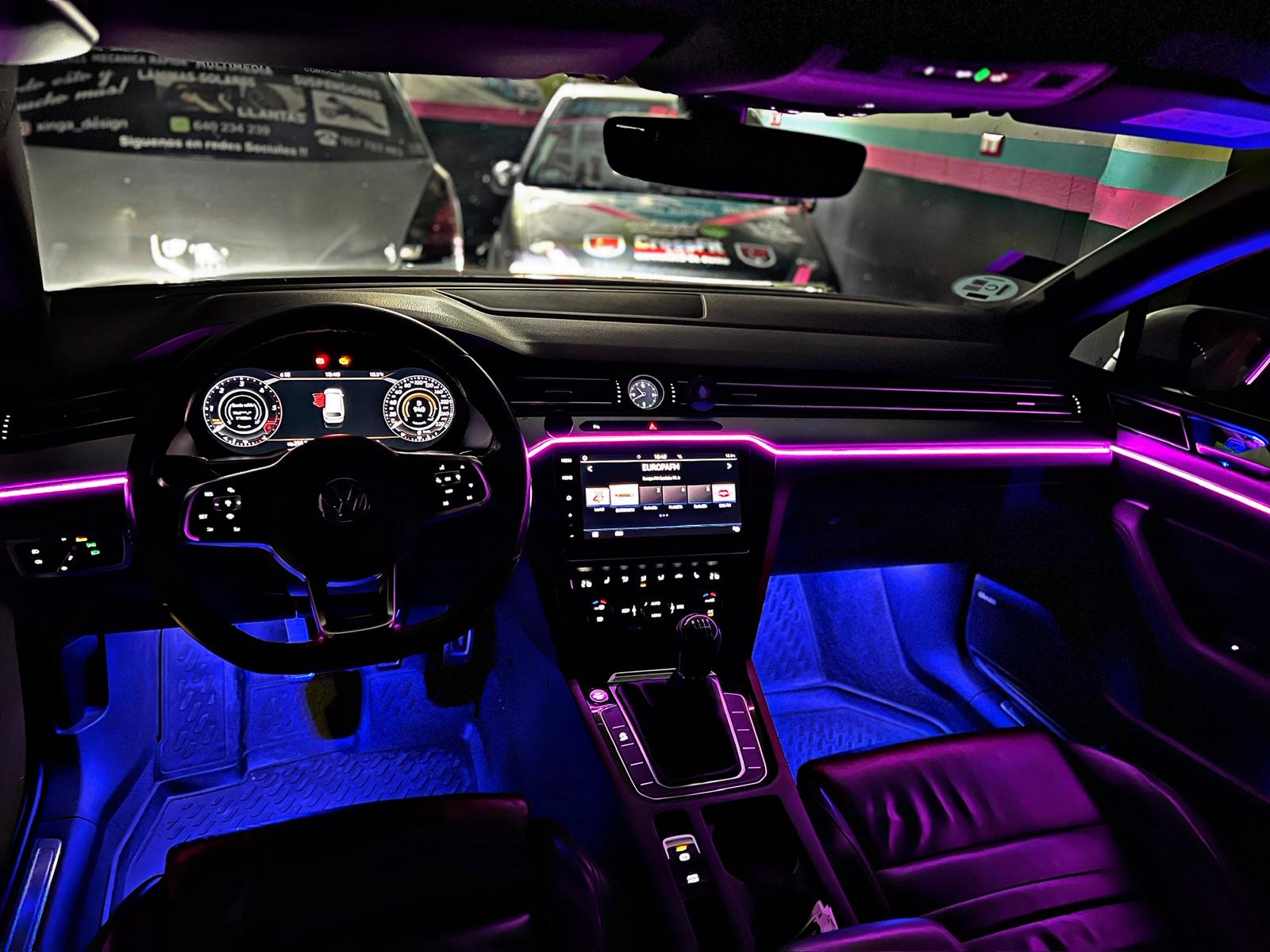 Instalación profesional de luz ambiental