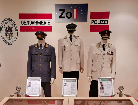 Wachkörper und historische Exponate