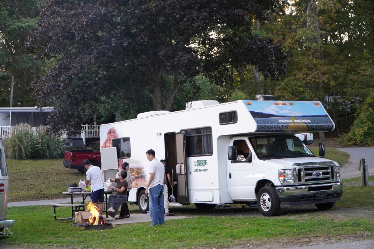 Trải Nghiệm RV Cao Cấp